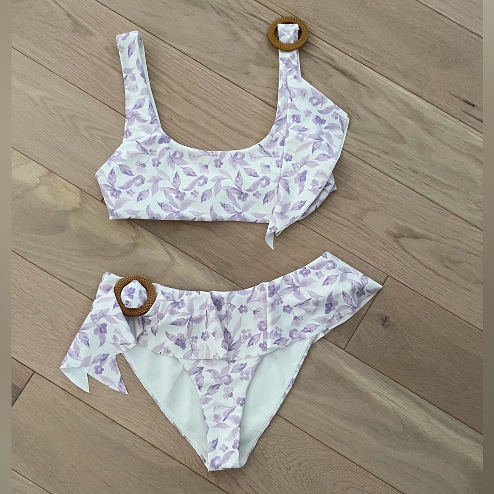 Bikini Revolve NWOT ❤️ SOLD OUT everywhere by Tularosa bikini top and bottom